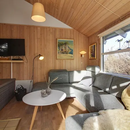 Omod - 300m From The Sea By Interhome Дом отдыха