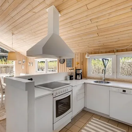 Дом отдыха Omod - 300m From The Sea By Interhome *