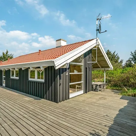 Omod - 300m From The Sea By Interhome